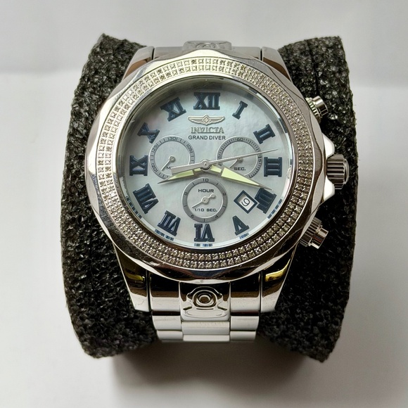 Invicta Limited Edition 16257 – Genuine Diamond Bezel & Mother of Pearl Dial
